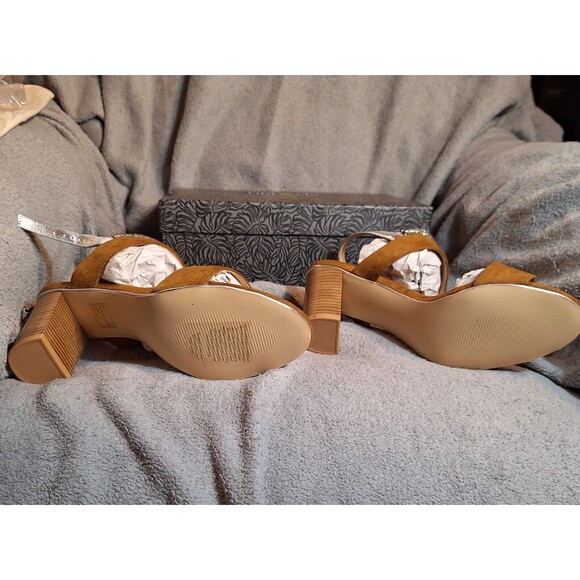 fibi & clo New York Erin Tan Suede Crystal Tan Women's Heels Size 9 - Picture 7 of 11
